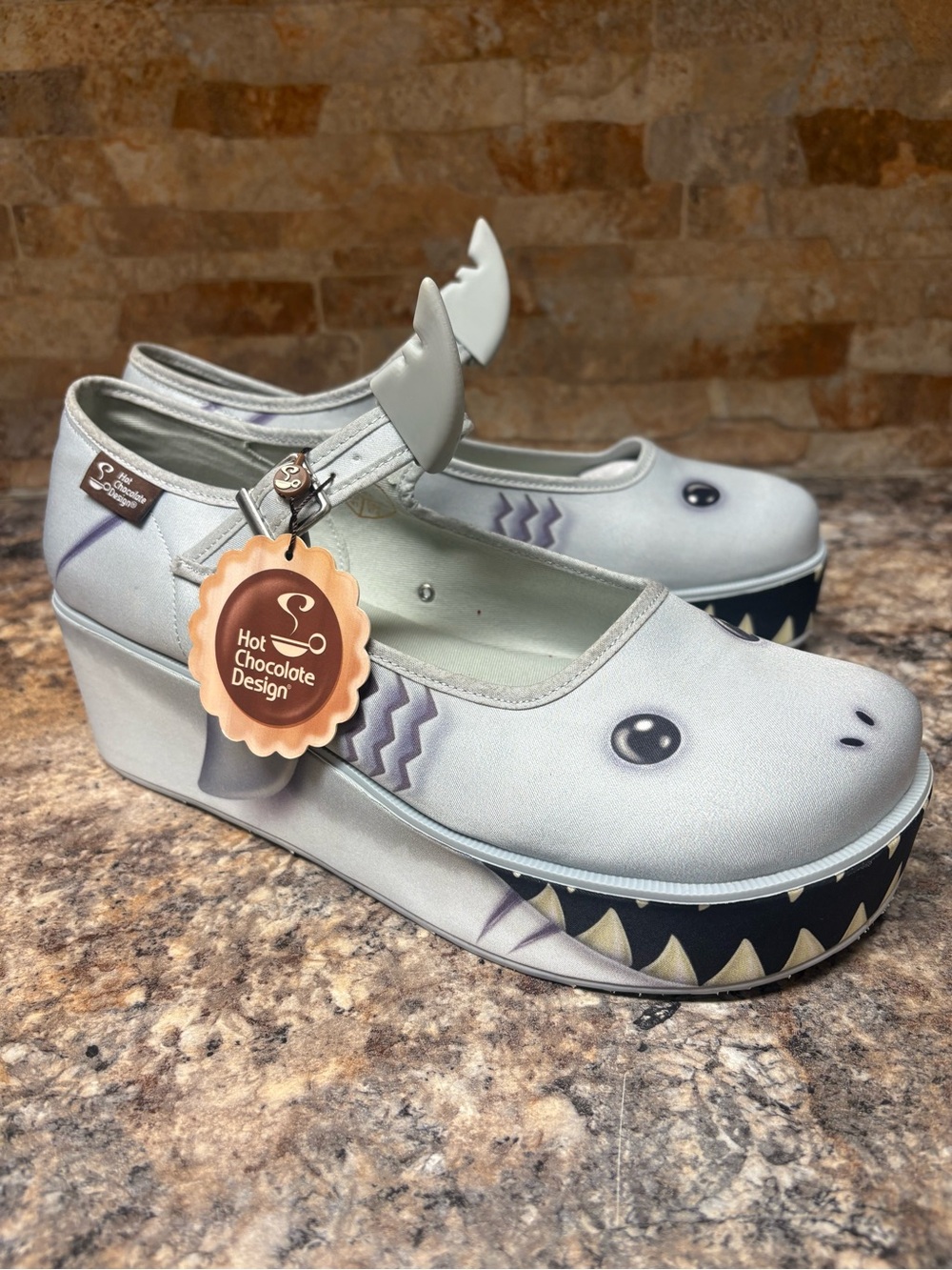 Chocolaticas Rave Mary Jane Platform Shark shoes Size 11